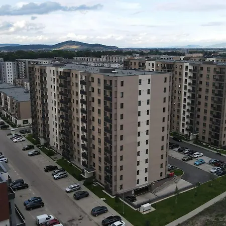Apartment Mohost Noblesse - Chic Urban Retreat *