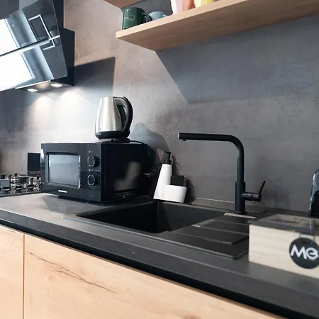 דירה Mohost Noblesse - Chic Urban Retreat בראשוב